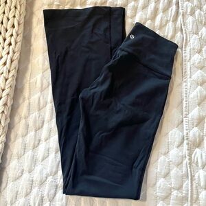 lululemon athletica | black flare leg leggings size 6